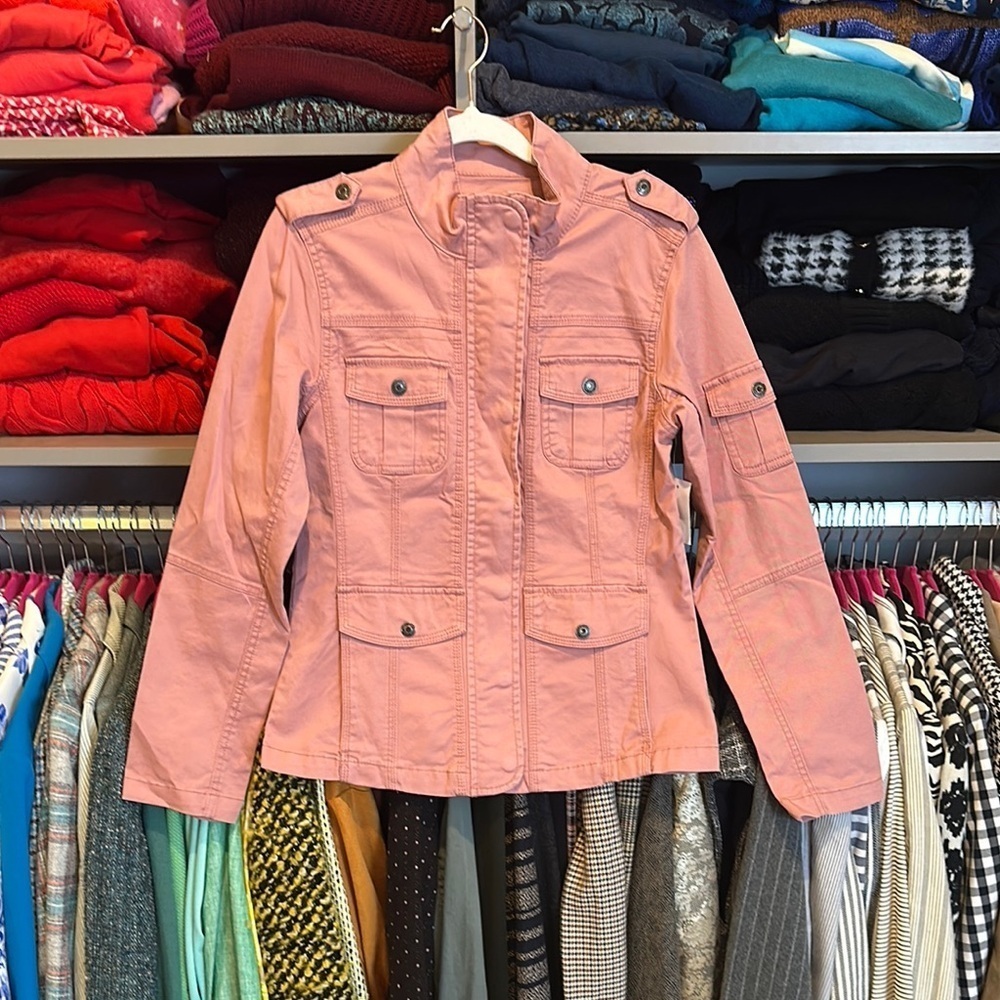 Kensie pink long sleeve 4 pocket snap front closure light jacket size S NWT